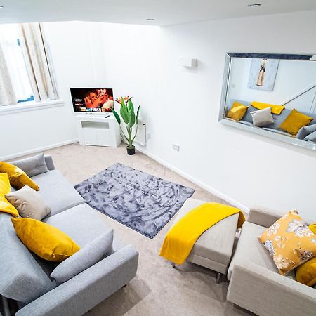 Stylish Spacious 1 Bedroom Apt At Dealhouse Huddersfield Kültér fotó